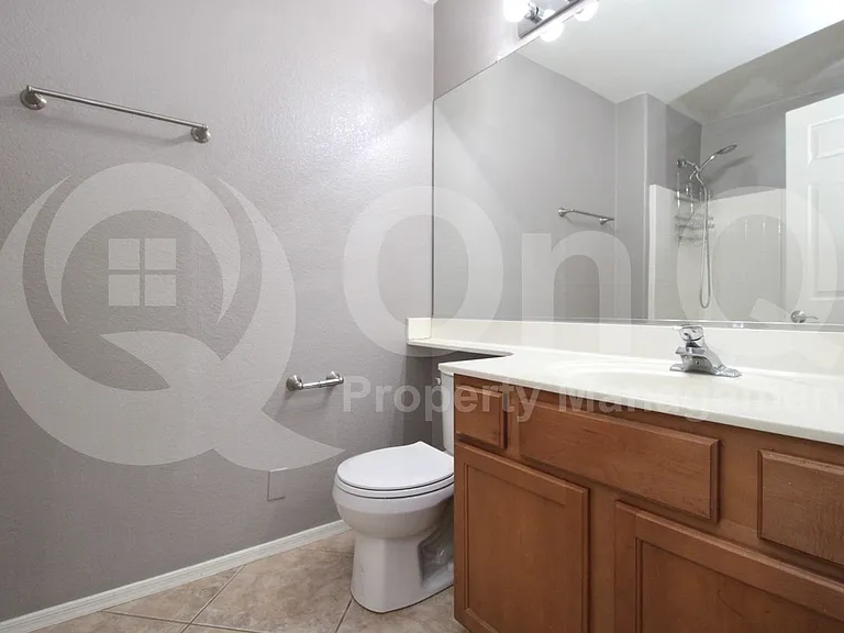 1139 E Morgan Ct — Photo 19