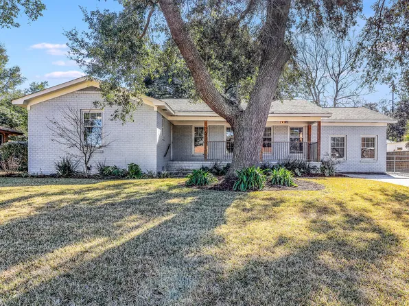 1227 Oakcrest Dr, Charleston, SC 29412