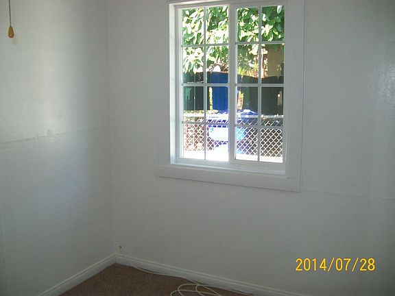 4th image of 1679 Donax Ave