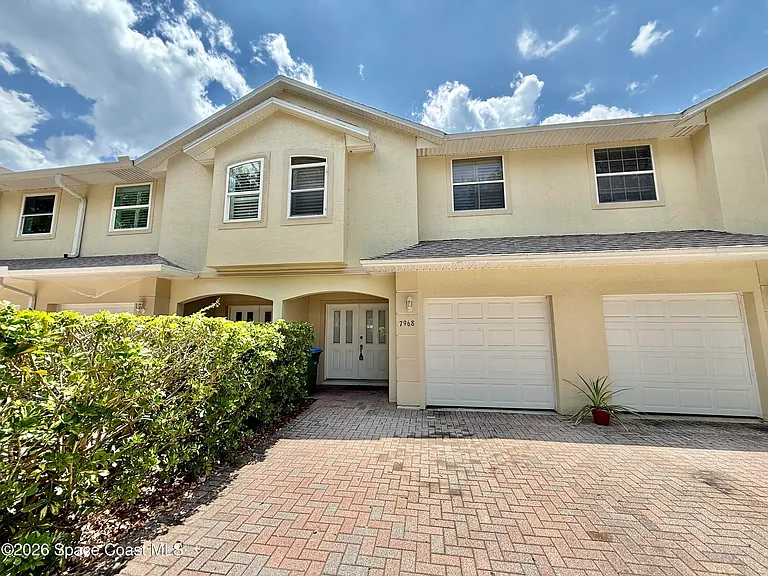7968 Evelyn Ct — Photo 1