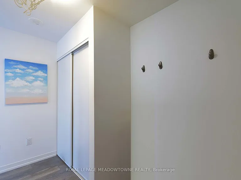 2520 Eglinton Ave W #1205 — Photo 8