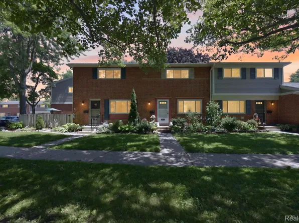 3366 Williamsburg Rd, Ann Arbor, MI 48108