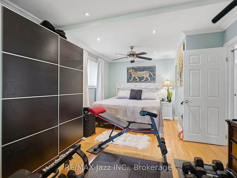 1235 Somerville St #UPPER FLOOR — Photo 16