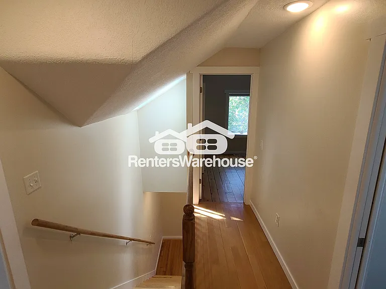 217 River St — Photo 11