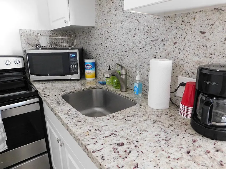 100 Sandal Ln #7 — Photo 3