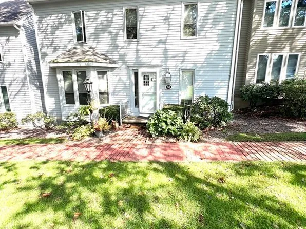 88 Kim Ter, Stoughton, MA 02072