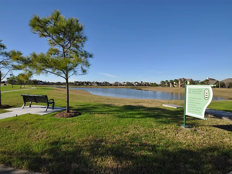 2905 Summer Cape Ct — Photo 44