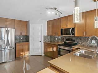 Signature At Ambleside, Edmonton, AB T6W 2K4