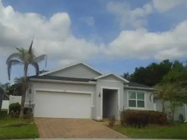 608 Valri Park Dr, Valrico, FL 33594