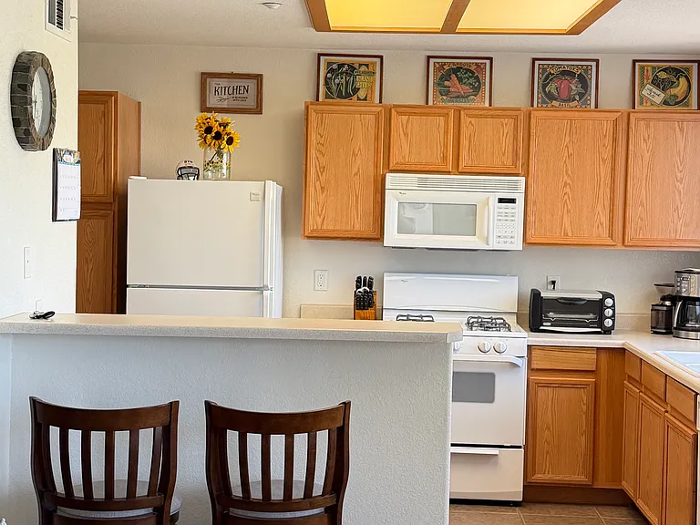 830 Carnegie St #1023 — Photo 5