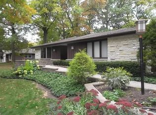 10210 32nd Ave, Pleasant Prairie, WI 53158