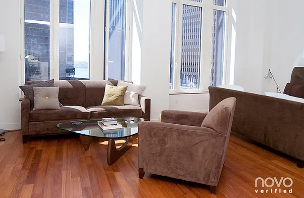 Rented by NOVO | media 68