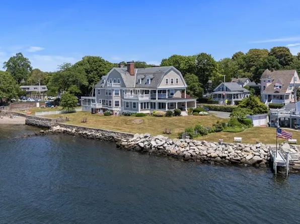 217 Hope St APT 1, Bristol, RI 02809