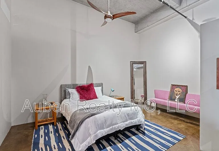 360 W Pershing Rd #330 — Photo 18