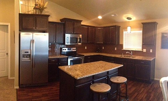 3rd image of 4903 Avion Dr