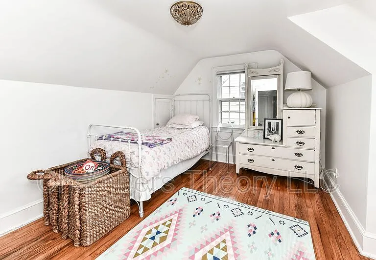 2705 Russell Rd — Photo 15