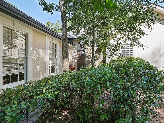 2nd image of 1060 Wellers Ct