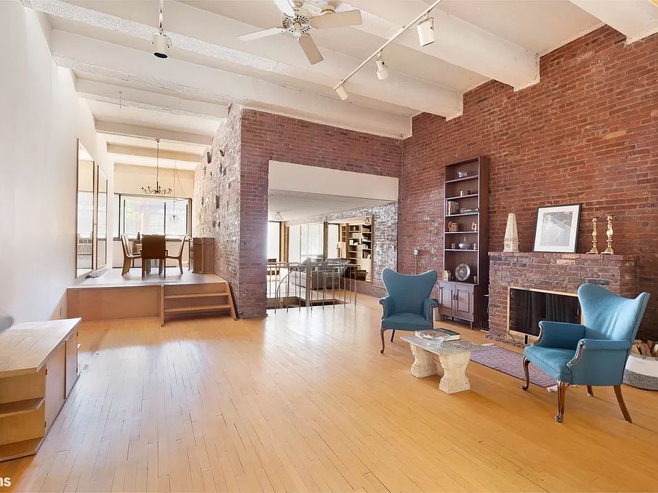 1st image of 415 W 55th St APT 1C