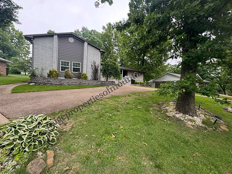 1741 Fairway Dr — Photo 43
