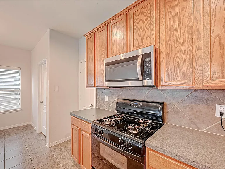 2815 Mustang Hill Ln — Photo 20