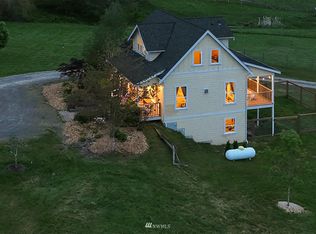 1251 W Valley Rd, Chimacum, WA 98325