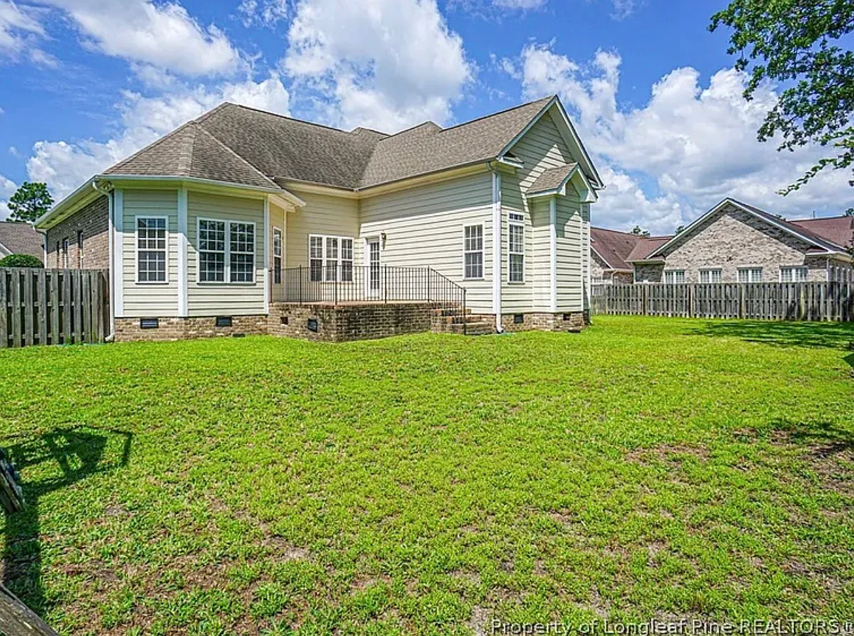 2912 Westshore Ct — Photo 4