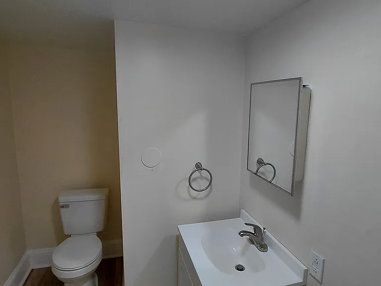 South Main Apartments — Photo 34