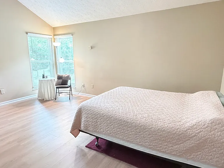 6112 Tarn Cir — Photo 23