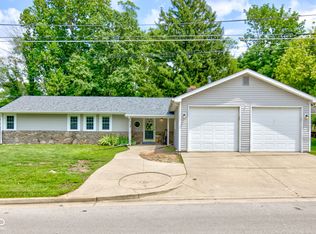 304 N Gray Rd, Connersville, IN 47331