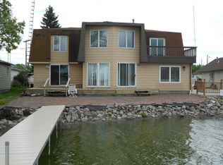 6899 Twin Lakes Rd, Rockwell City, IA 50579