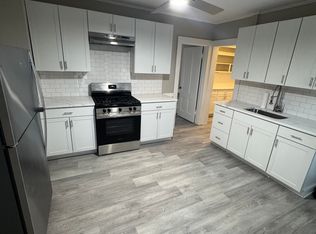 78 Silver St #2, Meriden, CT 06450