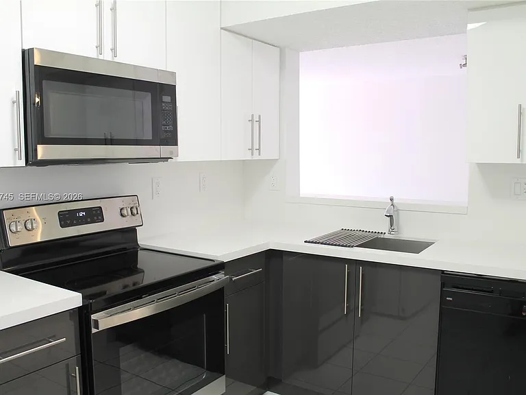 1153 NW 125th Pl #106 — Photo 7