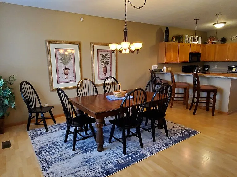 213 S Okoboji Grove Rd #D101 — Photo 9