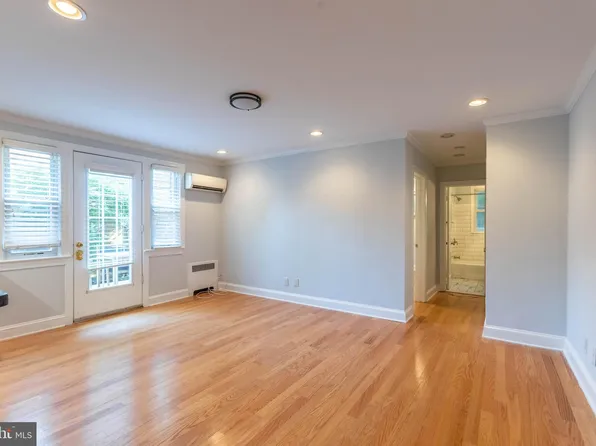4029 Benton St NW APT 104, Washington, DC 20007