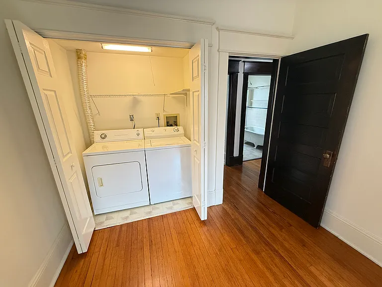 2149 Berkley Ave SW #UPPER — Photo 10