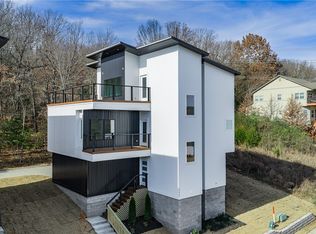 123 S Paddock Loop, Fayetteville, AR 72701