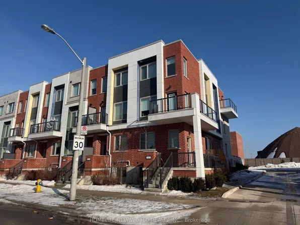 61 William Duncan Rd #Basement, Toronto, ON M3K 0C5