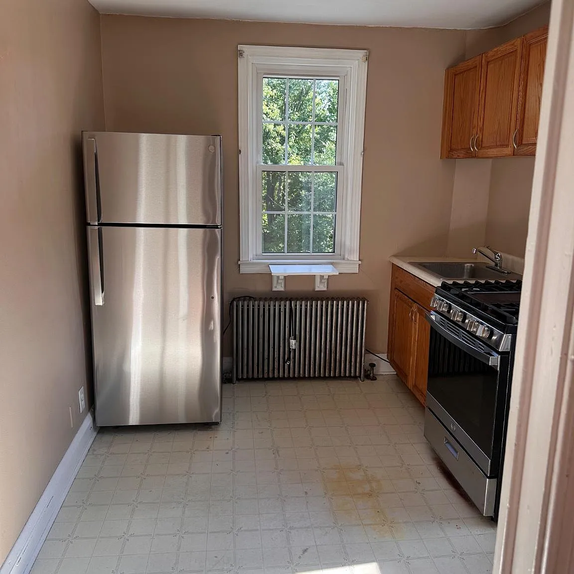 2 bed, 1.0 bath, 1000 sqft, $1,025 — Photo 4