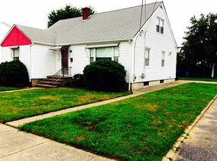 87 Texas Ave, Providence, RI 02908