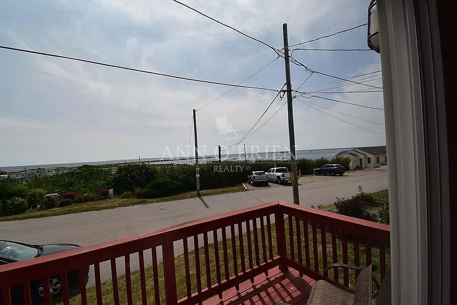 5 Shore Rd