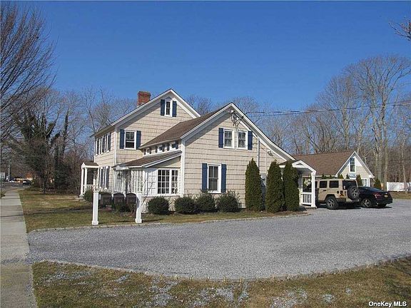 5th image of 591 Montauk Hwy