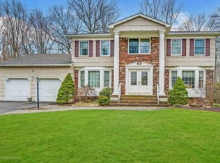 11 Tuppence Rd, Manalapan, NJ 07726