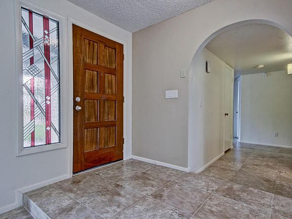 4th image of 5501 E Corrine Dr
