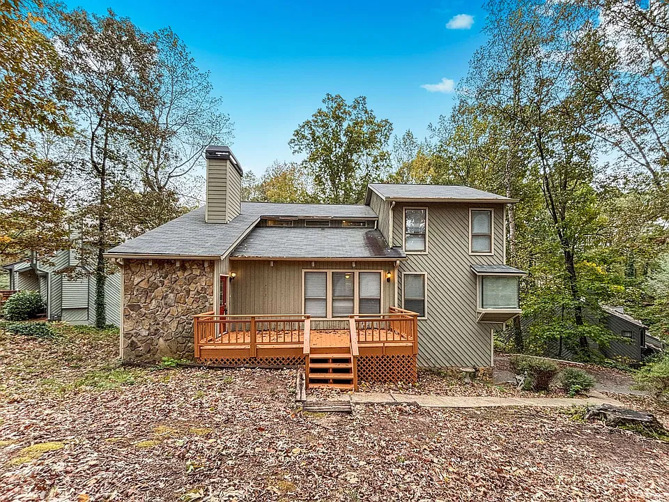 2698 Tritt Springs Trce NE
