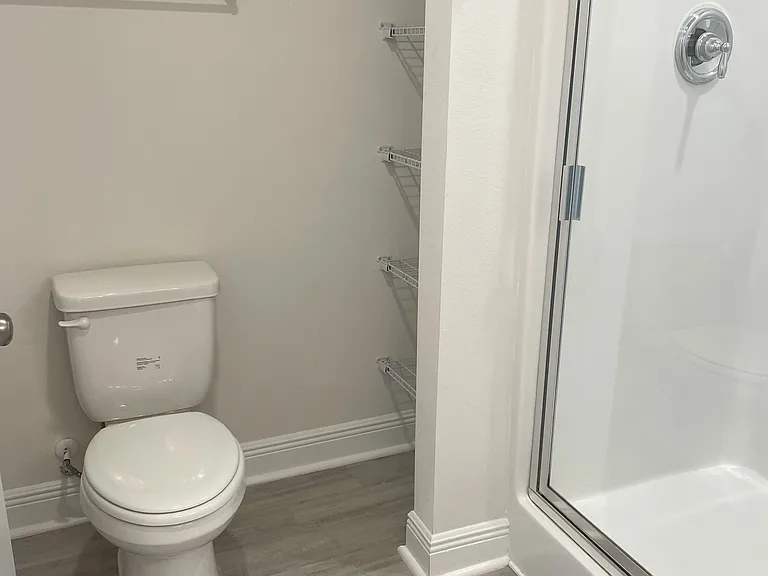 9815 Fowler Ave — Photo 22