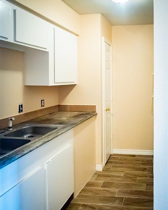 1st image of 12500 Sandpiper Dr APT 176