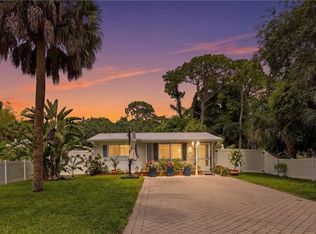 1447 Shadowlawn DR, NAPLES, FL 34104