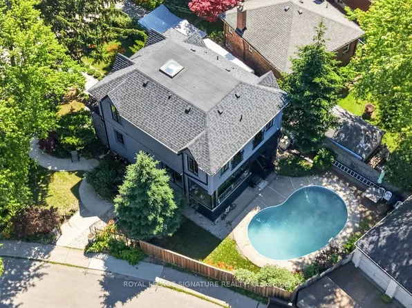 32 Cliffcrest Dr, Toronto, ON M1M 2K2