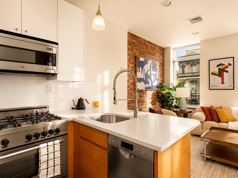 146 Broadway #3AA — Photo 6