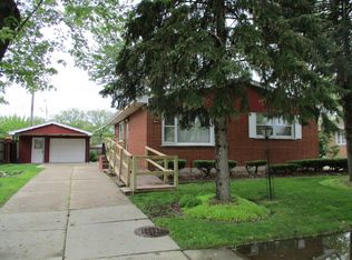 138 W Normandy Dr, Chicago Heights, IL
